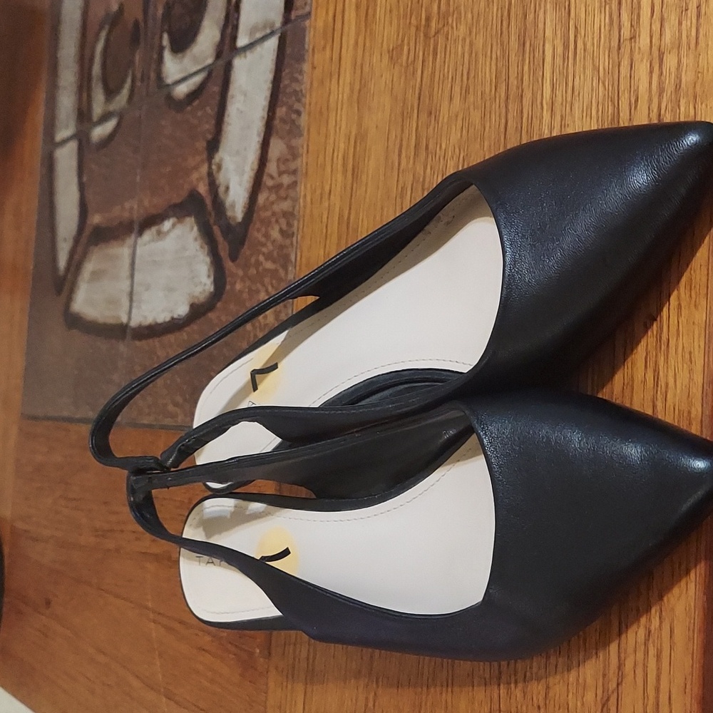 Tahari Black Leather Freda Kitten Heels Work Event
